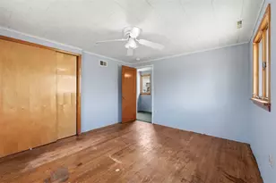 544 Thompson Ave, Clairton, PA 15025 - Photo 18