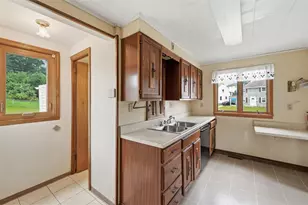 544 Thompson Ave, Clairton, PA 15025 - Photo 10