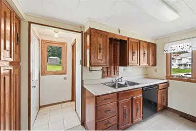 544 Thompson Ave, Clairton, PA 15025 - Photo 14