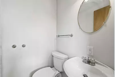 544 Thompson Ave, Clairton, PA 15025 - Photo 12