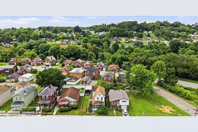 912 Waddell Ave, Clairton, PA 15025 - Photo 12