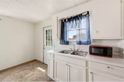 862 Miller Ave, Clairton, PA 15025 - Photo 16