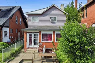 425 N 4th St, Clairton, PA 15025 - Photo 1