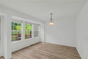 195 Southern Valley Ct, Adams Township, PA 16046 - Photo 12