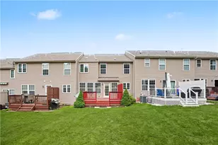195 Southern Valley Ct, Adams Township, PA 16046 - Photo 34