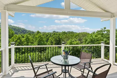 1679 Hastings Park Drive, Bridgeville, PA 15017 - Photo 2