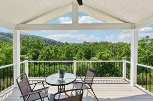1679 Hastings Park Dr, South Fayette, PA 15017 - Photo 10