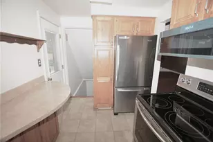 144 Elmwood Dr, Pittsburgh, PA 15116 - Photo 16
