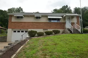 144 Elmwood Dr, Pittsburgh, PA 15116 - Photo 2