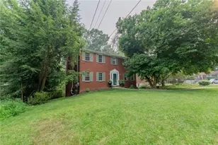 620 Berwick Ct, Pittsburgh, PA 15237 - Photo 2
