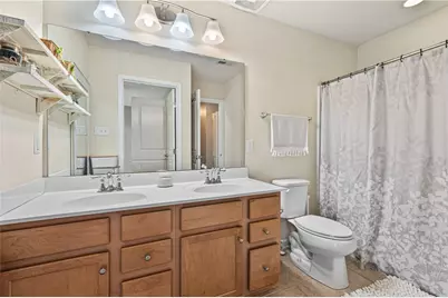347 Sunrise Dr, Carnegie, PA 15106 - Photo 16