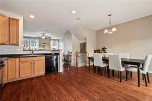 347 Sunrise Dr, Carnegie, PA 15106 - Photo 12