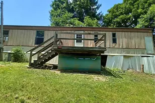 165 Hutter Ave Hutter, Ellwood City, PA 16117 - Photo 2