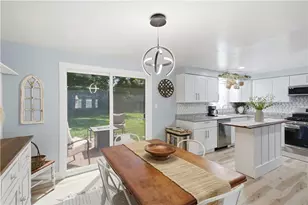 645 Carnival Dr, Pittsburgh, PA 15239 - Photo 12