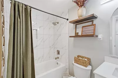 645 Carnival Dr, Pittsburgh, PA 15239 - Photo 24