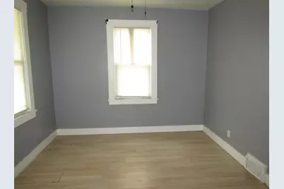 128 Carnegie Ave, Clairton, PA 15025 - Photo 8