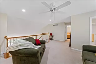 8510 Sundial Ln, Bridgeville, PA 15017 - Photo 28