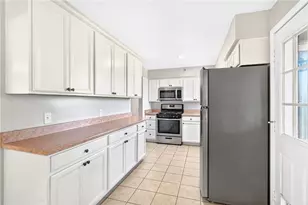 621 Woodland Rd, Canonsburg, PA 15317 - Photo 12