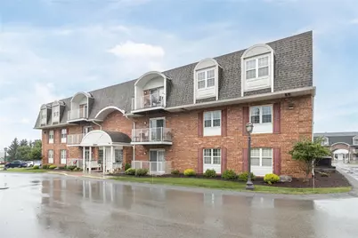 207 Clubhouse Dr, South Strabane, PA 15301 - Photo 1