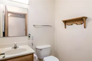 207 Clubhouse Dr, South Strabane, PA 15301 - Photo 12