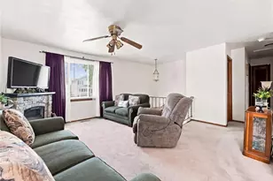 412 Highland Ave, Grove City Boro, PA 16127 - Photo 6