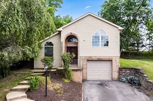 8400 Van Buren Dr, Pittsburgh, PA 15237 - Photo 2