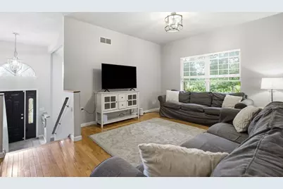 8400 Van Buren Drive, Pittsburgh, PA 15237 - Photo 12