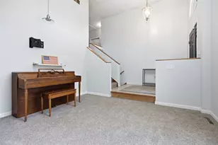 8400 Van Buren Dr, Pittsburgh, PA 15237 - Photo 8