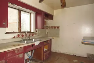 304 Market St, Belle Vernon, PA 15012 - Photo 10