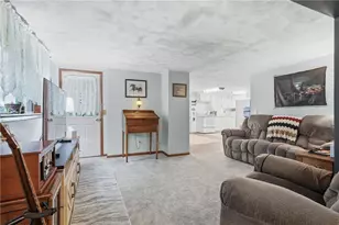 541 Old State Rte 66, Hempfield Township, PA 15601 - Photo 6