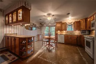 22 Cave St, Georges Township, PA 15436 - Photo 22