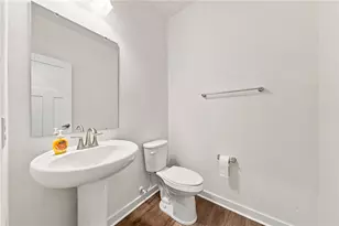 315 William Dr, Pittsburgh, PA 15239 - Photo 8