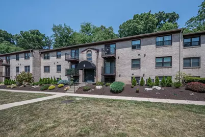 300 Gilkeson Rd #7B, Pittsburgh, PA 15228 - Photo 2