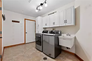 235 Ewing Rd, Collier Township, PA 15106 - Photo 30