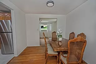134 Queenston Dr, Wilkins Township, PA 15235 - Photo 10