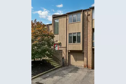 302 Elm Ct, Ross Twp, PA 15237 - Photo 1
