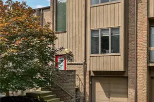 302 Elm Ct, Ross Twp, PA 15237 - Photo 1