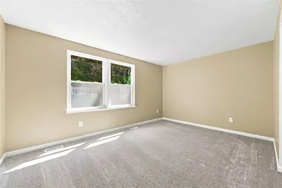 1613 Shawmut Dr, Pittsburgh, PA 15116 - Photo 14