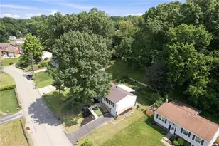 1613 Shawmut Dr, Pittsburgh, PA 15116 - Photo 4