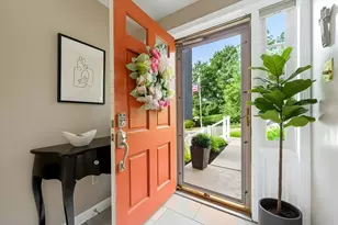 259 Main Entrance Dr, Pittsburgh, PA 15228 - Photo 4