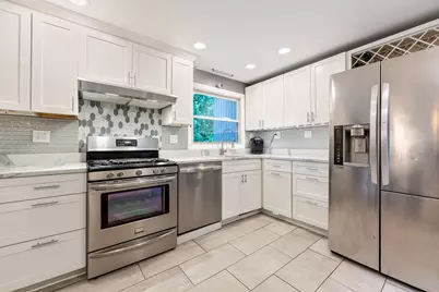 259 Main Entrance Drive, Pittsburgh, PA 15228 - Photo 14