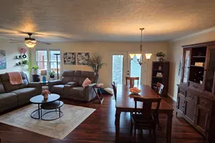 389 Jubilee Dr, Cecil, PA 15017 - Photo 6