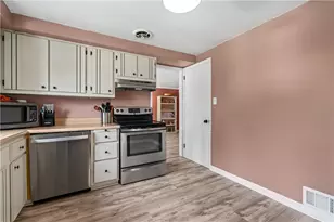 163 Spartan Dr, Bethel Park, PA 15102 - Photo 10