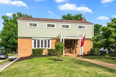 163 Spartan Dr, Bethel Park, PA 15102 - Photo 2