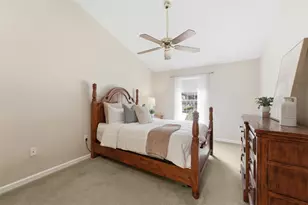 60 Florence Dr, Scott Township, PA 15220 - Photo 24