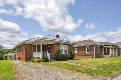 828 John St, Smith Township, PA 15054 - Photo 2