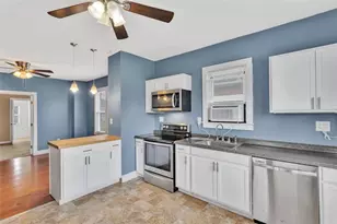 828 John St, Smith Township, PA 15054 - Photo 4