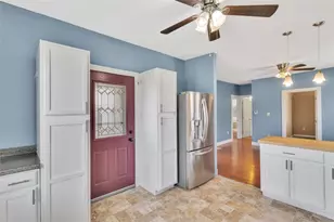 828 John St, Smith Township, PA 15054 - Photo 8