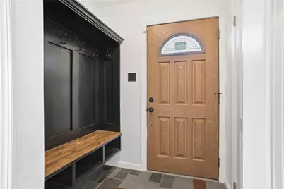 2947 Chautauqua Dr, Hampton, PA 15044 - Photo 6