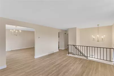 219 Darlan Hill Dr, Pittsburgh, PA 15239 - Photo 6